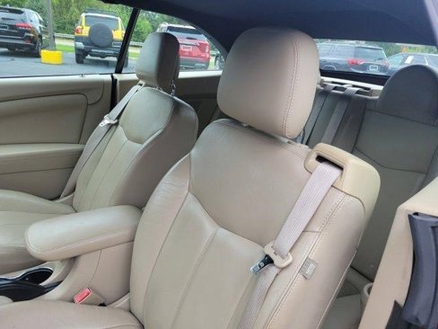 Used 2013 Chrysler 200 Limited image 28