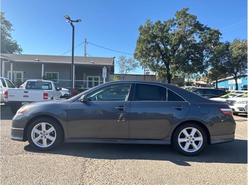 Used 2009 Toyota Camry SE image 4
