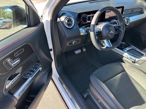 Certified 2025 Mercedes-Benz GLB 250 image 11