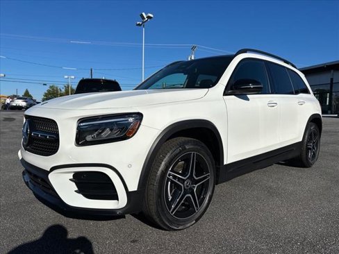 Certified 2025 Mercedes-Benz GLB 250 image 1