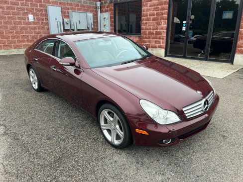 Used 2007 Mercedes-Benz CLS 550 image 8
