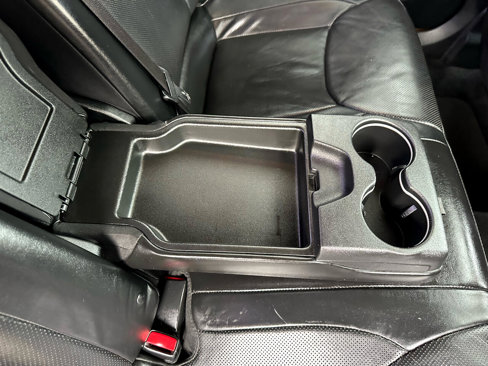 Used 2018 Chrysler 300 Limited image 20