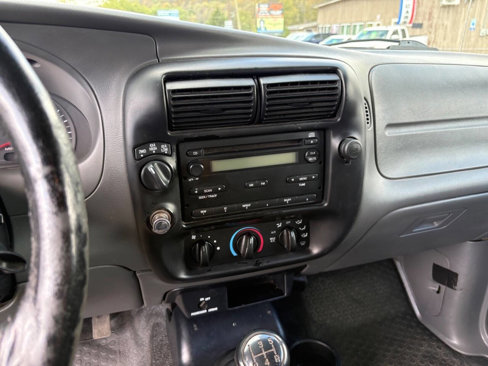 Used 2004 Ford Ranger XLT image 8