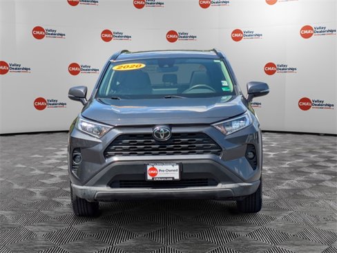 Used 2020 Toyota RAV4 XLE image 2