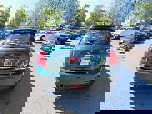 Used 2019 MINI Cooper 4-Door Hardtop image 5