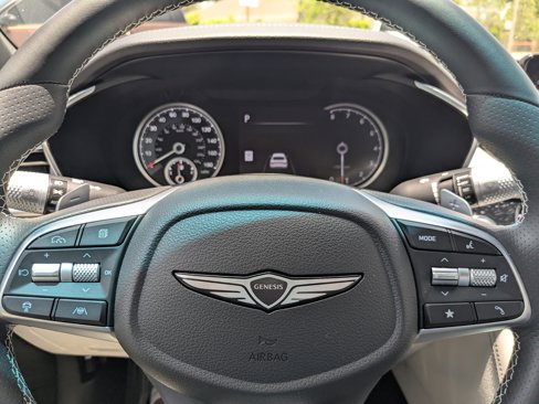 Certified 2025 Genesis G70 2.5T image 22