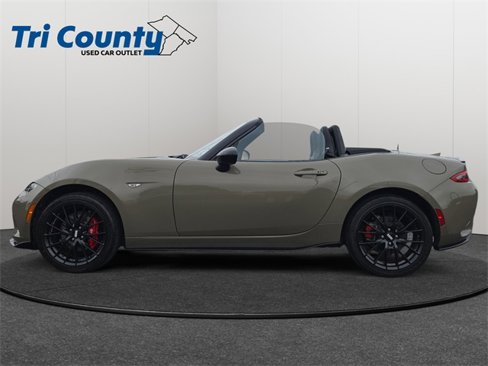 Used 2023 MAZDA MX-5 Miata Club w/ Brembo/BBS Recaro Package image 5