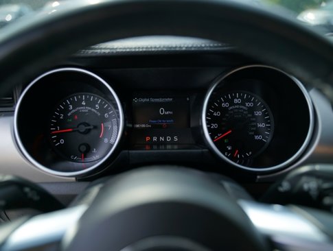 Used 2020 Ford Mustang Premium image 22