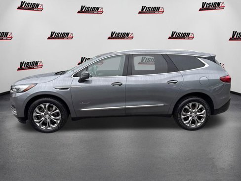 Used 2018 Buick Enclave Avenir image 8