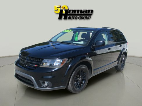 Used 2019 Dodge Journey SE w/ Blacktop Package image 1