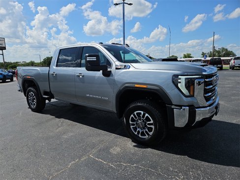 New 2025 GMC Sierra 2500 SLE image 9