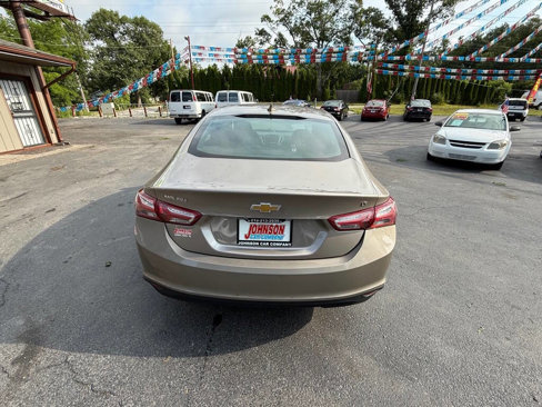 Used 2022 Chevrolet Malibu LT image 7
