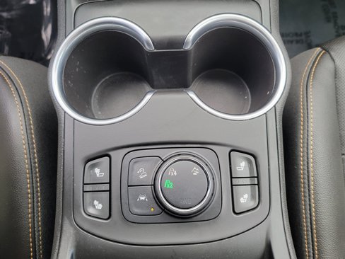 Used 2020 GMC Terrain SLT w/ Preferred Package image 28