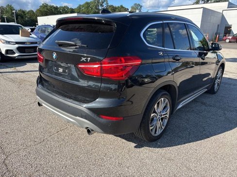 Used 2018 BMW X1 xDrive28i image 5