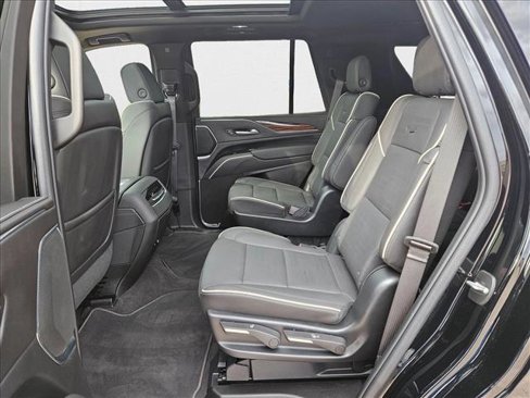 Certified 2024 Cadillac Escalade Premium Luxury image 24