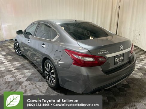 Used 2018 Nissan Altima 2.5 SV w/ 2.5 SV Technology Package image 6