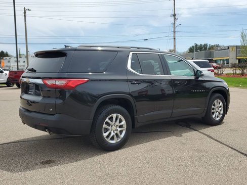 Used 2020 Chevrolet Traverse LT image 3