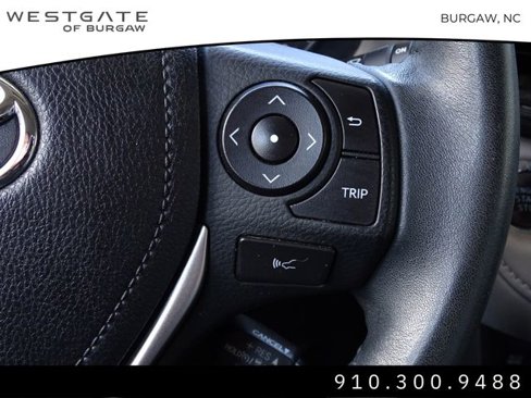 Used 2017 Toyota RAV4 XLE image 25