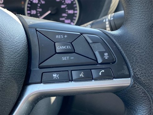 Used 2023 Nissan Sentra SV image 24