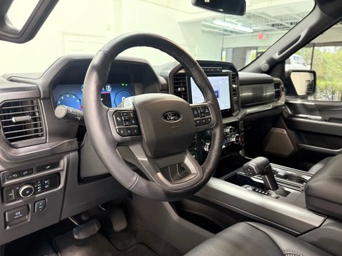 Used 2024 Ford F150 Lariat image 28