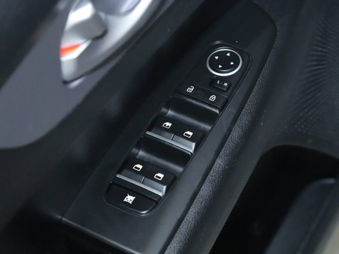 Used 2024 Kia Forte LXS image 16