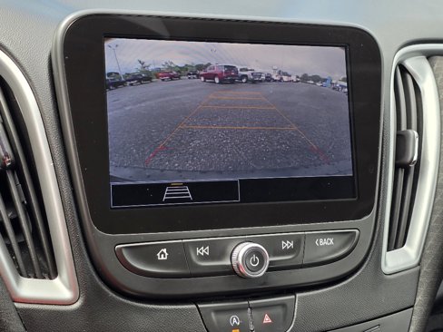 Used 2022 Chevrolet Malibu LT image 5
