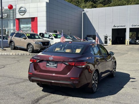 Used 2023 Nissan Sentra SV w/ SV Premium Package image 5