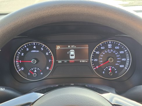 Used 2023 Kia Forte LXS image 30