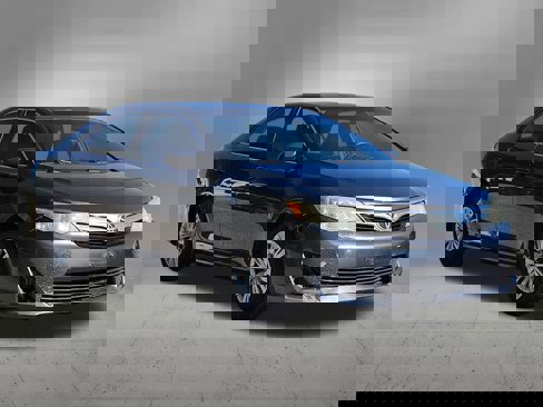 Used 2013 Toyota Camry L image 7