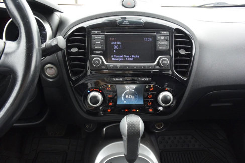 Used 2017 Nissan Juke SV image 21