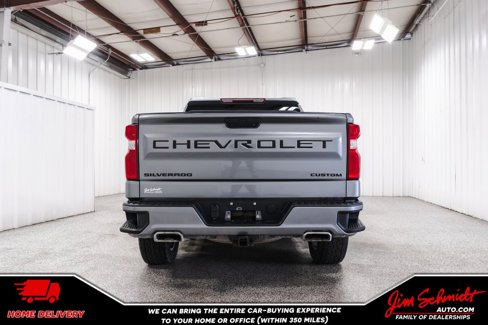 Used 2021 Chevrolet Silverado 1500 Custom w/ LPO, Dark Essentials Package image 5