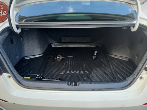 Used 2018 Honda Accord EX-L image 14