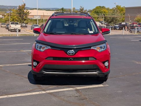 Used 2016 Toyota RAV4 Limited image 9