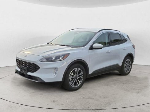 Used 2020 Ford Escape SEL image 5