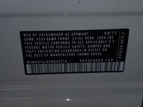 Used 2014 Volkswagen GTI Wolfsburg Edition image 33