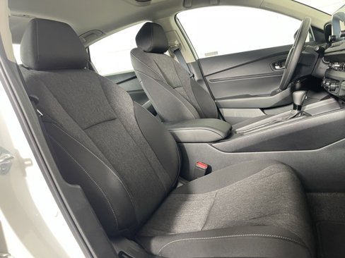 Used 2025 Honda Accord SE image 14