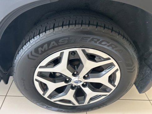 Used 2020 Subaru Forester Premium image 20