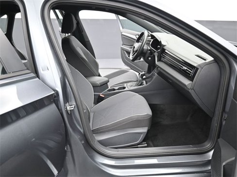 Certified 2025 Volkswagen Jetta Sport image 30