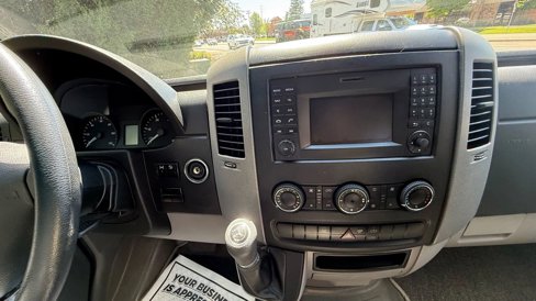 Used 2015 Mercedes-Benz Sprinter 2500 image 13