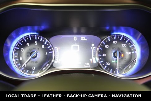 Used 2017 Chrysler Pacifica Limited image 18
