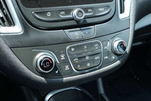 Used 2023 Chevrolet Malibu LT image 16