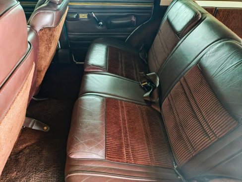 Used 1989 Jeep Grand Wagoneer image 22
