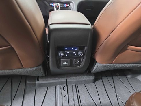 Used 2018 Buick Enclave Avenir w/ Avenir Technology Package image 34