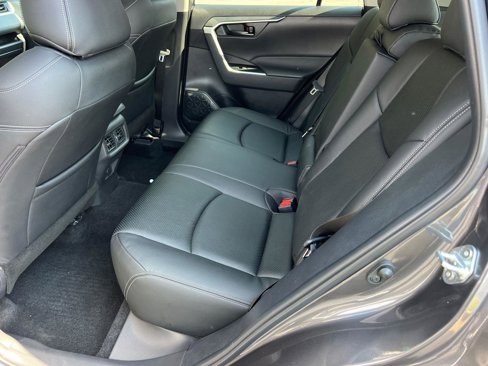 Used 2024 Toyota RAV4 LE image 21