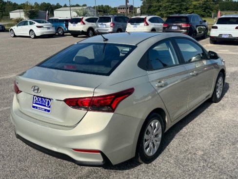Used 2020 Hyundai Accent SE image 6