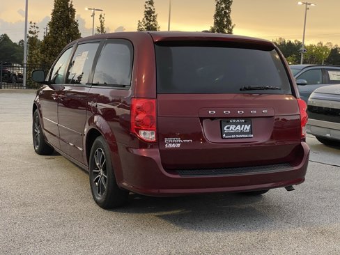 Used 2017 Dodge Grand Caravan SE image 5