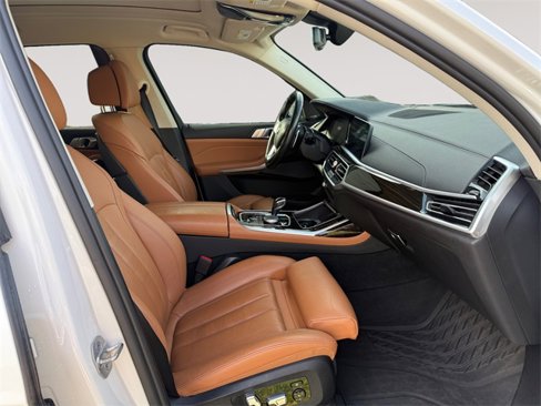 Used 2021 BMW X7 xDrive40i w/ Premium Package image 15