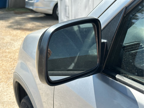 Used 2004 Honda CR-V LX image 12