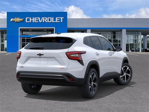 New 2025 Chevrolet Trax RS w/ Sunroof Package image 4