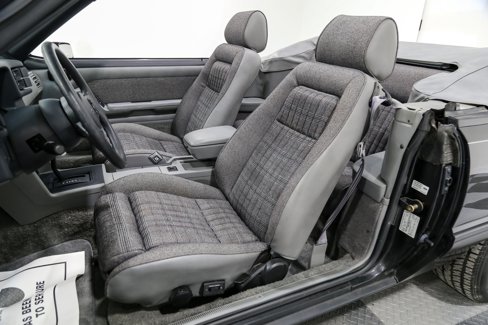 Used 1989 Ford Mustang LX image 17